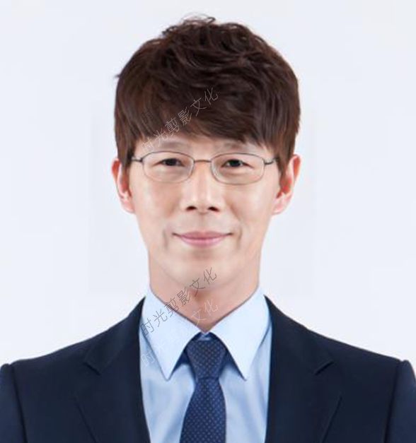 章先生